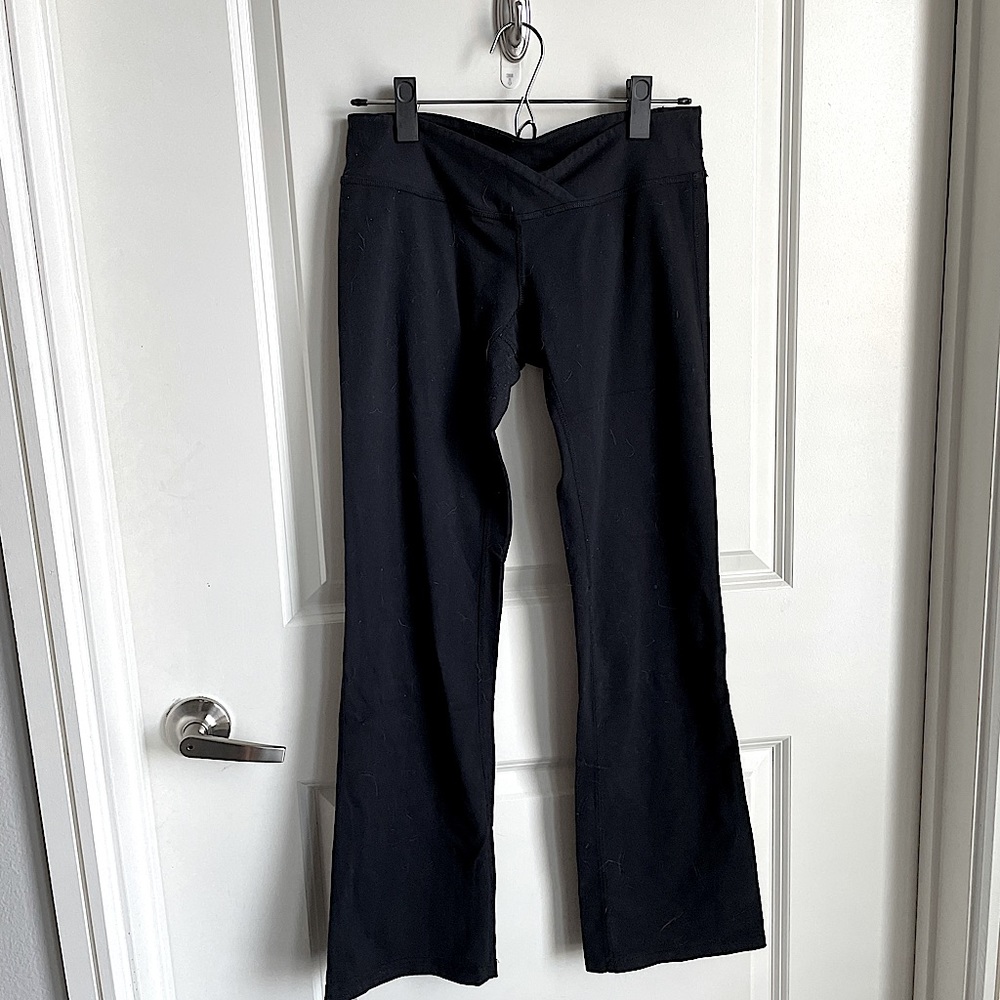 Black Low Rise Flare Yoga Pants with Crossover Band